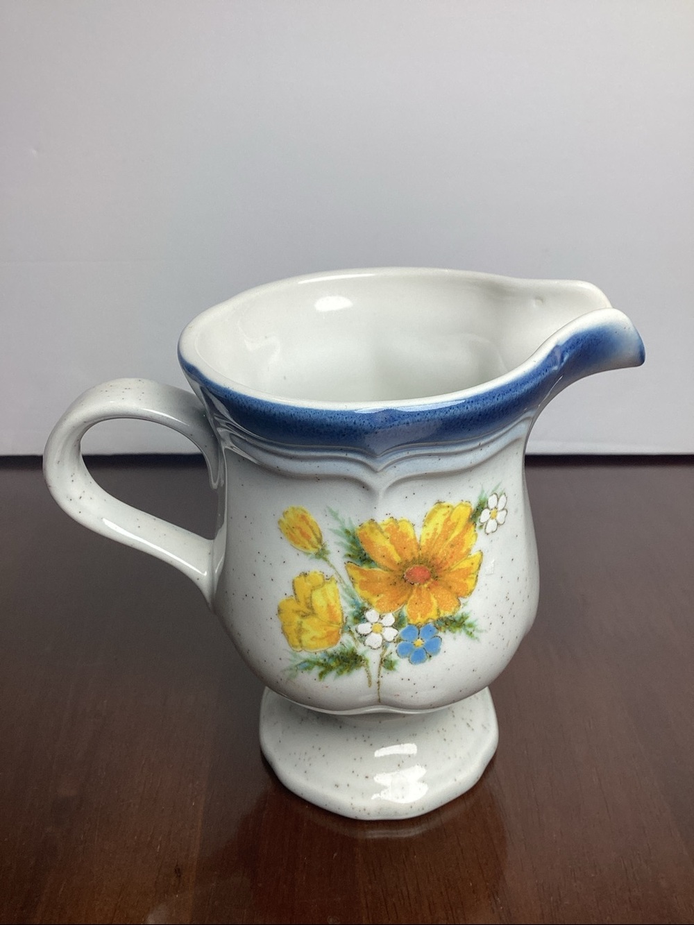Mikasa Yellow Amy Pattern CA503 Country Club Creamer